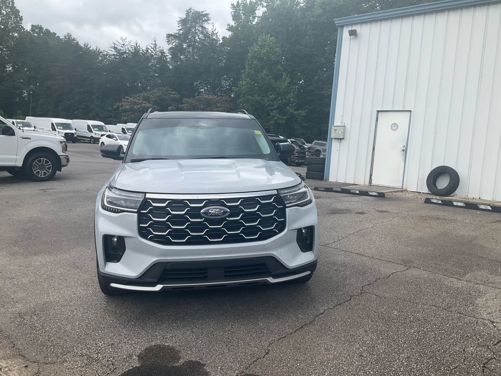 Certified 2025 Ford Explorer Platinum w/ Ultimate Package AWD/4WD image 2