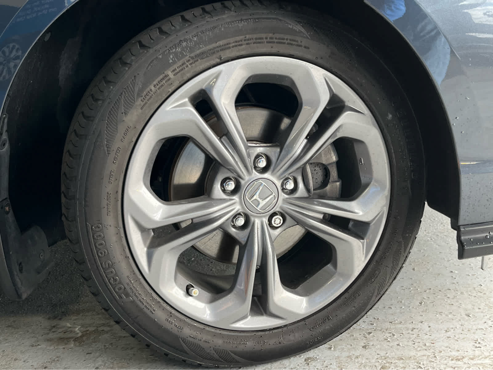 Used 2023 Honda Accord EX image 40
