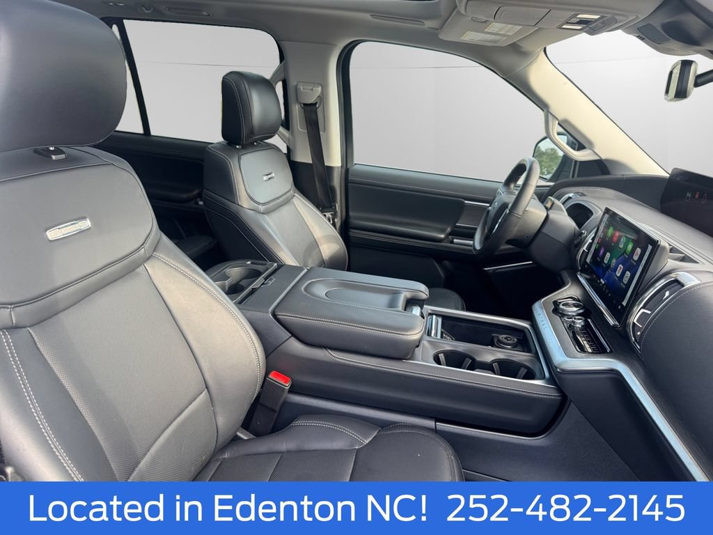 Certified 2025 Ford Expedition Platinum w/ Driver's Package AWD/4WD image 16
