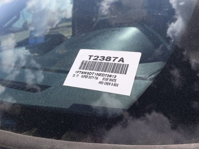 Certified 2022 Ford F350 Lariat w/ Lariat Ultimate Package AWD/4WD image 40