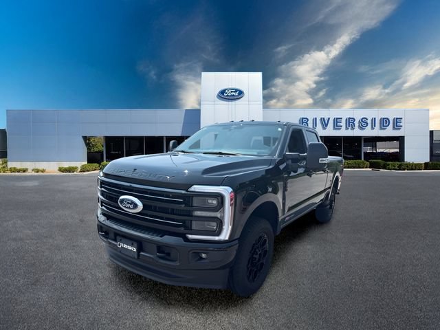 Certified 2025 Ford F250 Platinum AWD/4WD image 11
