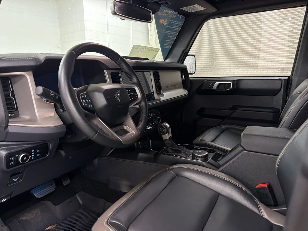 Certified 2025 Ford Bronco Outer Banks AWD/4WD image 6