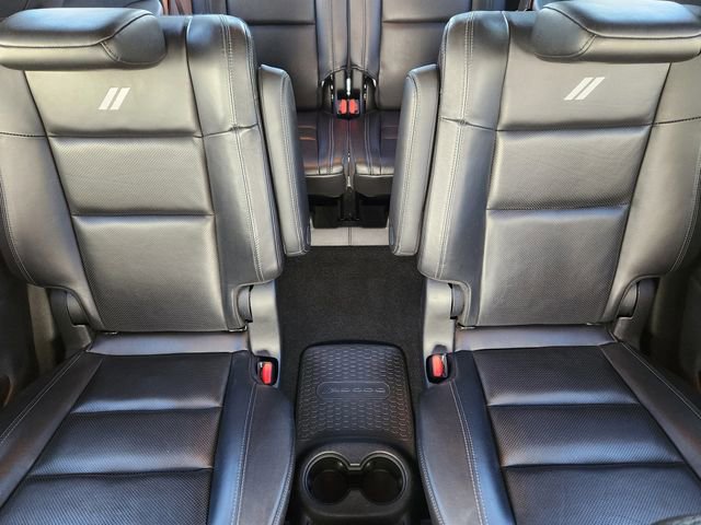 Used 2019 Dodge Durango R/T w/ Blacktop Package AWD/4WD image 17