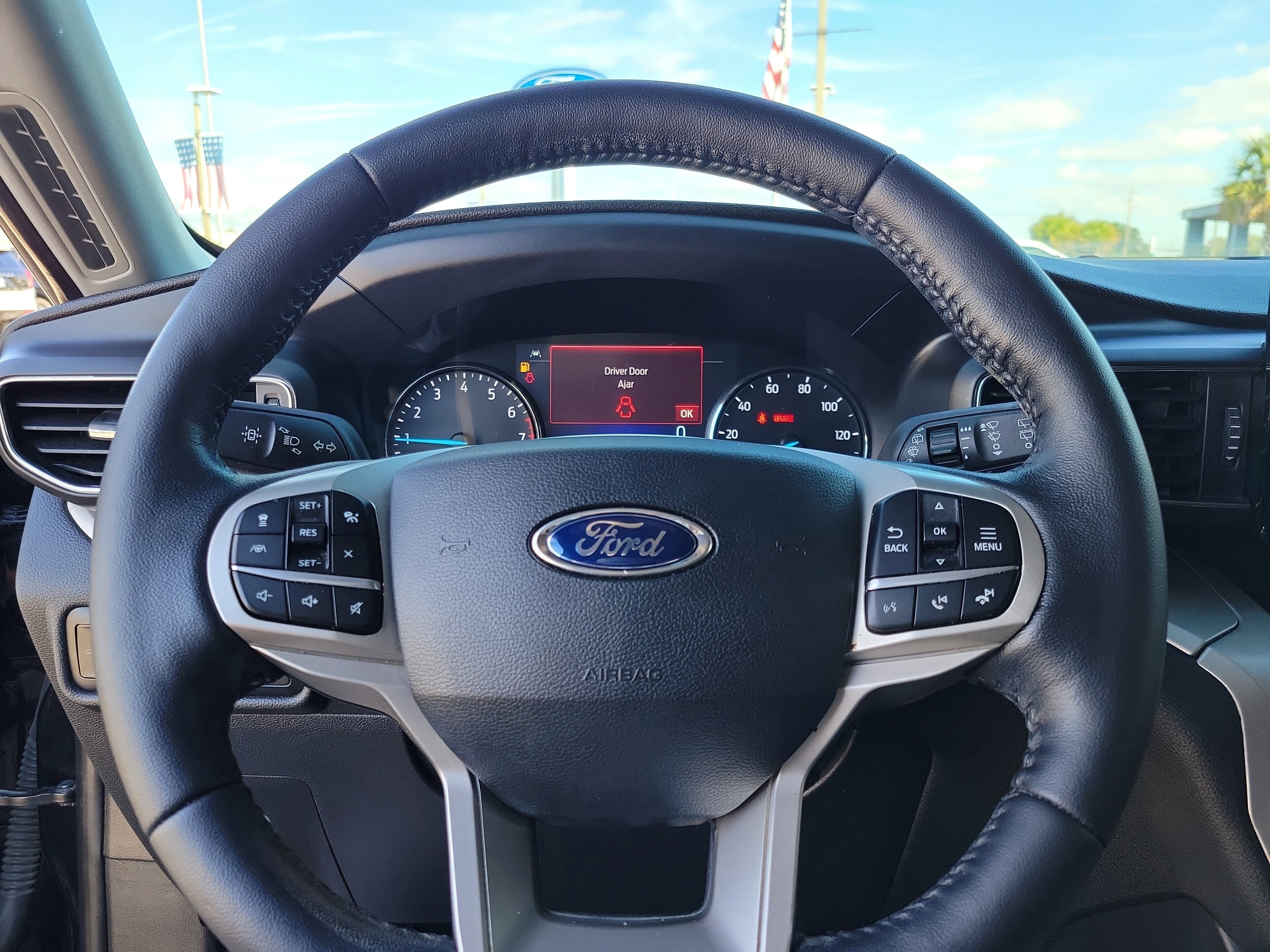 Certified 2021 Ford Explorer XLT w/ Equipment Group 202A image 11