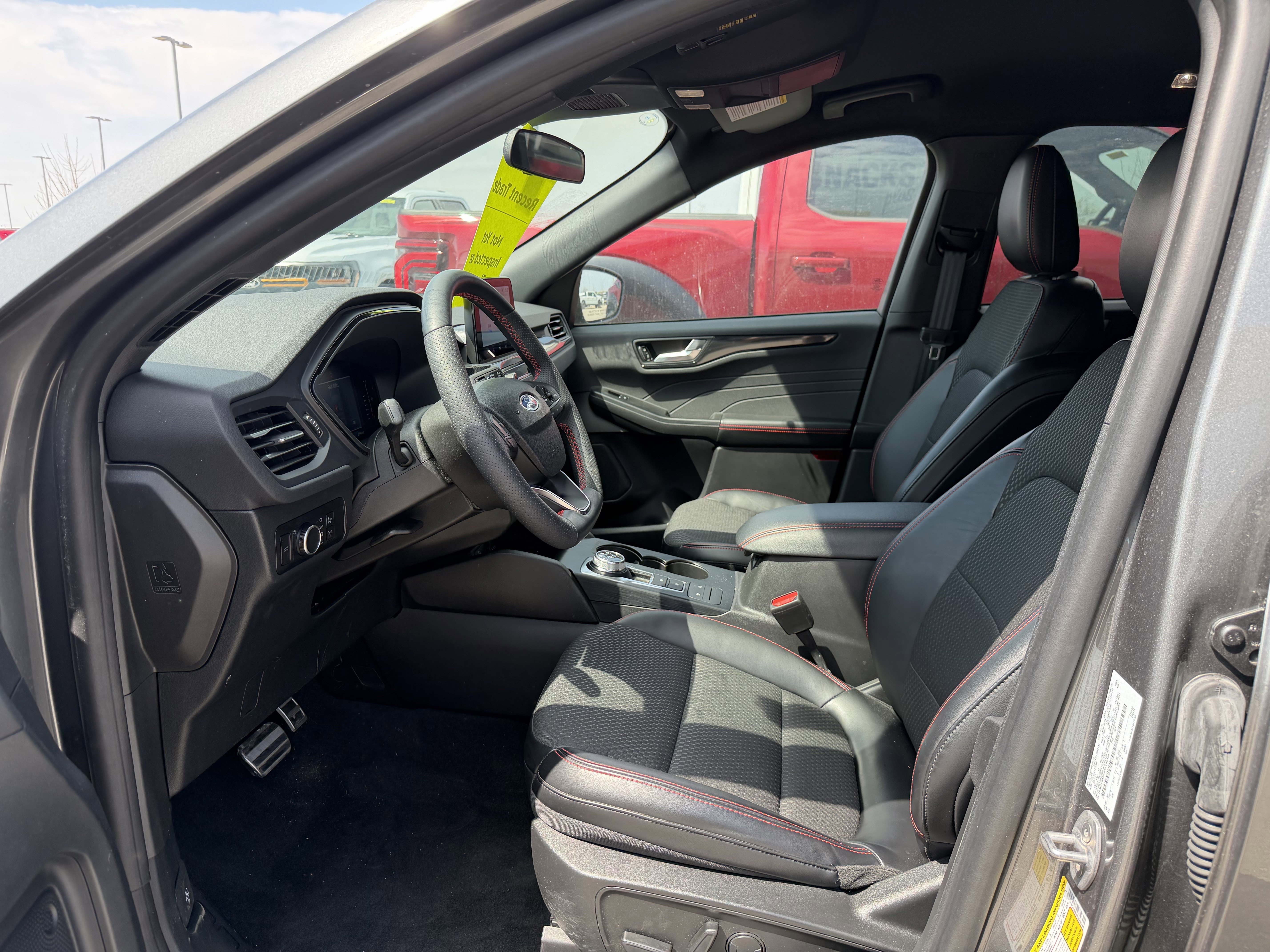 Certified 2023 Ford Escape ST-Line AWD/4WD image 7