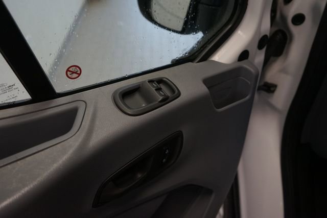 Certified 2018 Ford Transit 250 130 Low Roof w/ Exterior Upgrade Package image 18