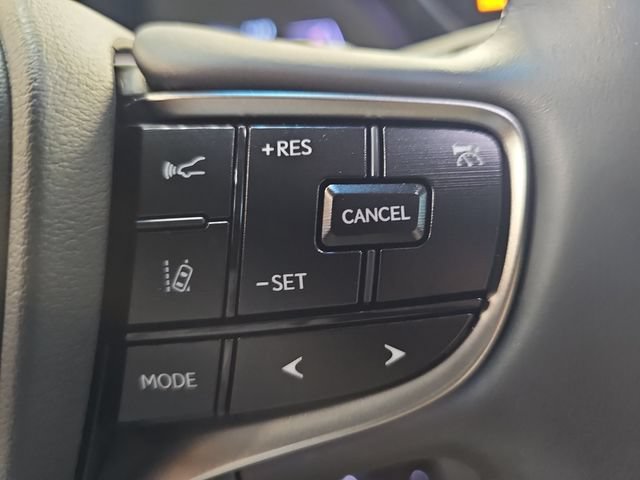Used 2024 Lexus ES 350 Ultra Luxury w/ Accessory Package (Z2) FWD image 18