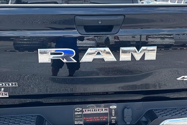 Used 2025 RAM 1500 Big Horn AWD/4WD image 9
