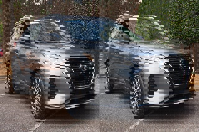 Used 2021 Nissan Kicks SV image 7