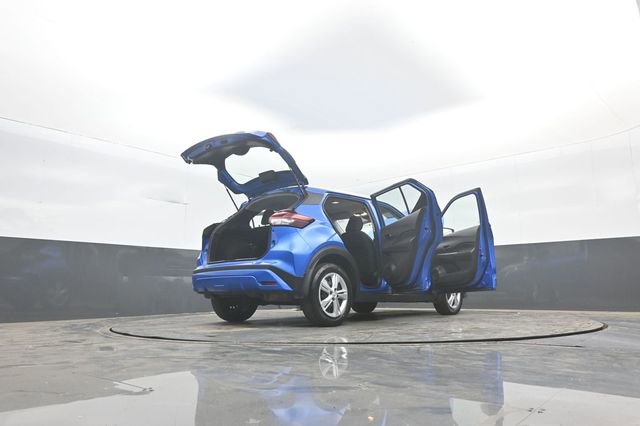 Used 2023 Nissan Kicks S FWD image 44