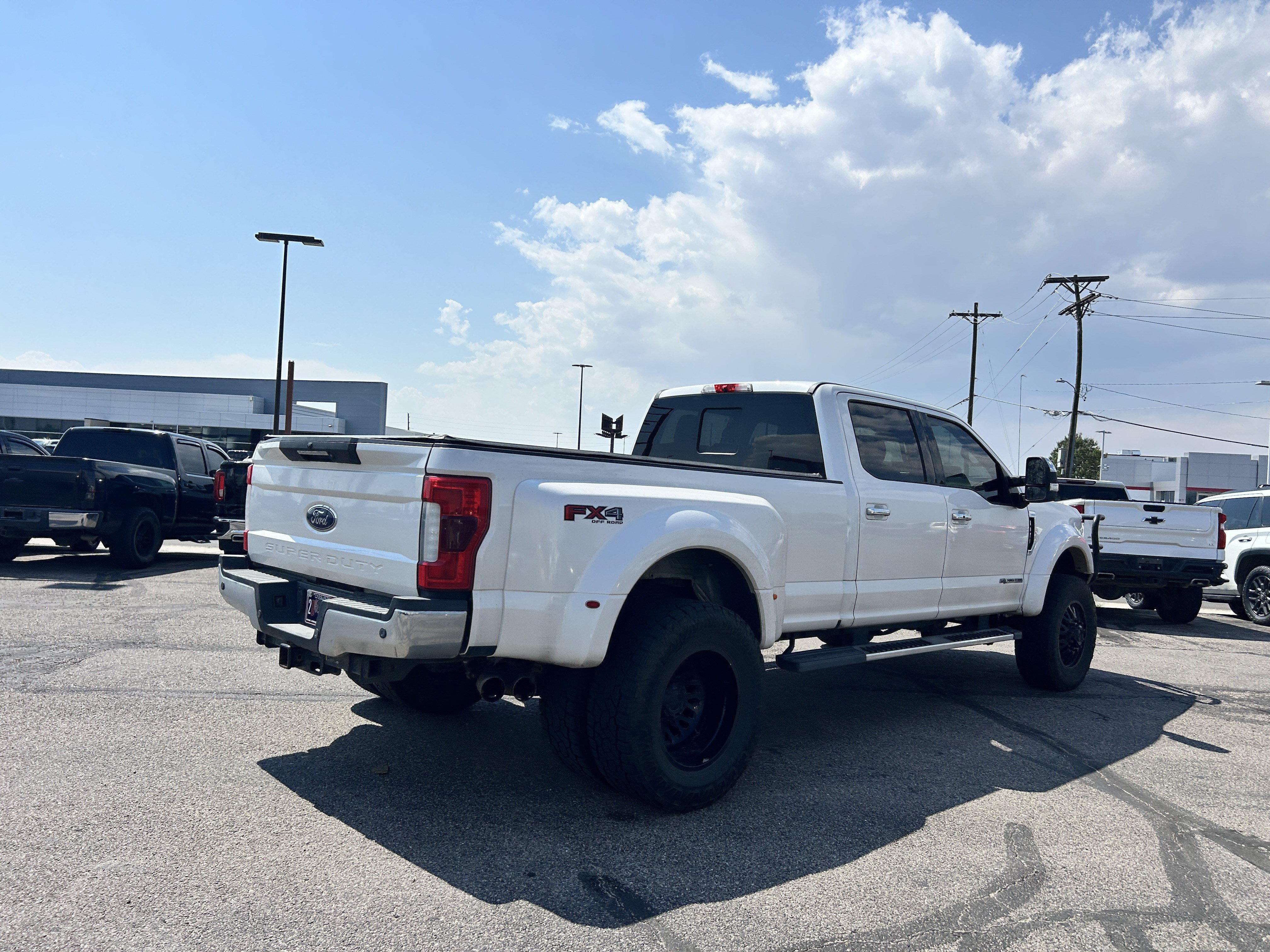 Certified 2019 Ford F450 Lariat w/ Lariat Ultimate Package AWD/4WD image 6
