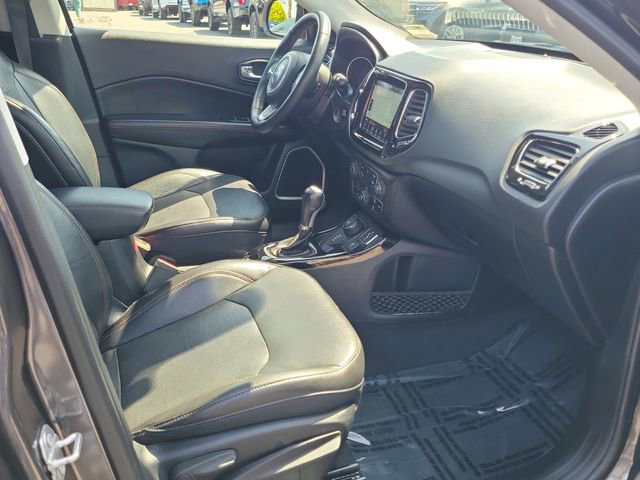 Used 2019 Jeep Compass Limited w/ Advanced Safety Group AWD/4WD image 17