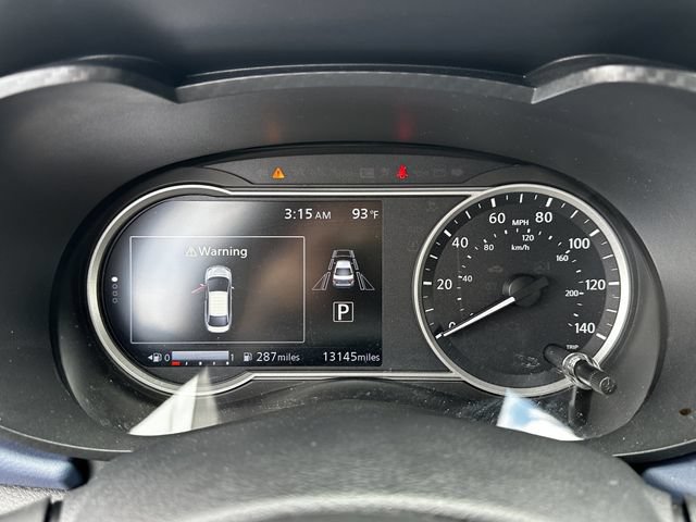 Used 2024 Nissan Versa SV w/ Trunk Package FWD image 20