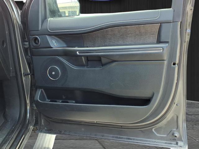 Certified 2019 Ford Expedition Limited image 12