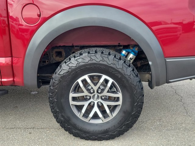 Certified 2017 Ford F150 Raptor w/ Equipment Group 802A Luxury image 9