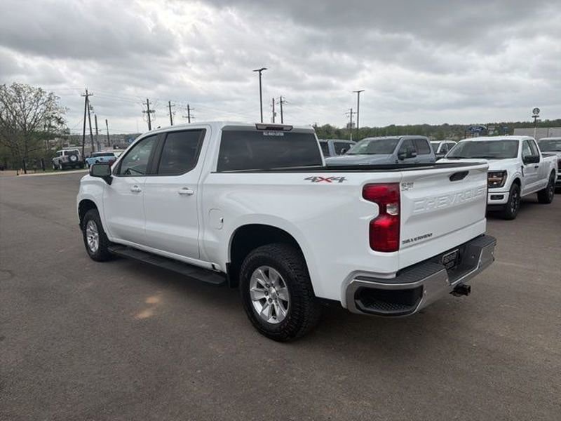 Used 2022 Chevrolet Silverado 1500 LT w/ Safety Package image 2
