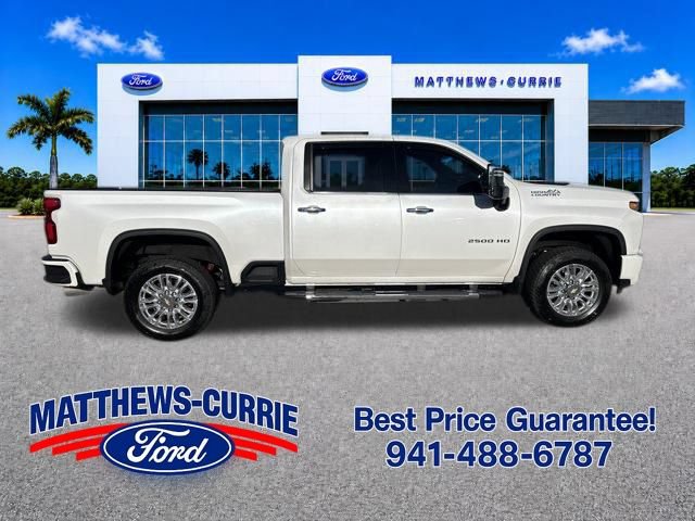 Used 2023 Chevrolet Silverado 2500 High Country w/ Z71 Off-Road Package AWD/4WD image 3