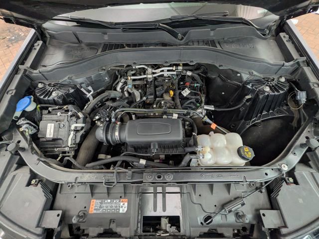 Certified 2021 Ford Explorer XLT w/ Equipment Group 202A image 24