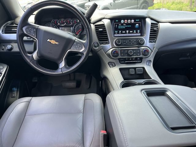 Used 2020 Chevrolet Tahoe LT w/ Luxury Package RWD image 17