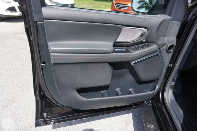 Certified 2025 Ford Expedition Active RWD image 29