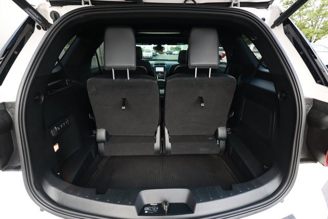 Certified 2019 Ford Explorer Limited w/ Ford Safe & Smart Package FWD image 8