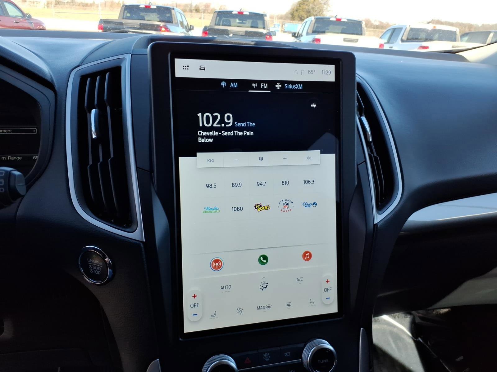 Certified 2024 Ford Edge SEL image 18