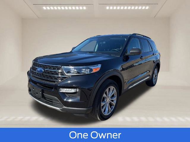 Certified 2022 Ford Explorer XLT w/ Equipment Group 202A image 3