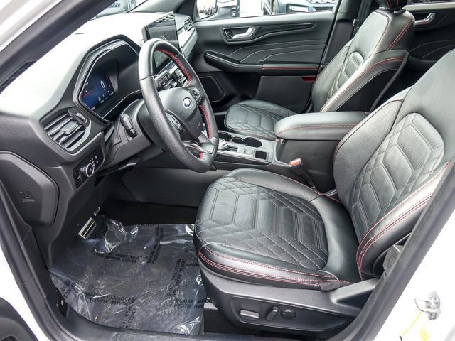 Certified 2024 Ford Escape ST-Line Elite w/ Premium Technology Package image 10