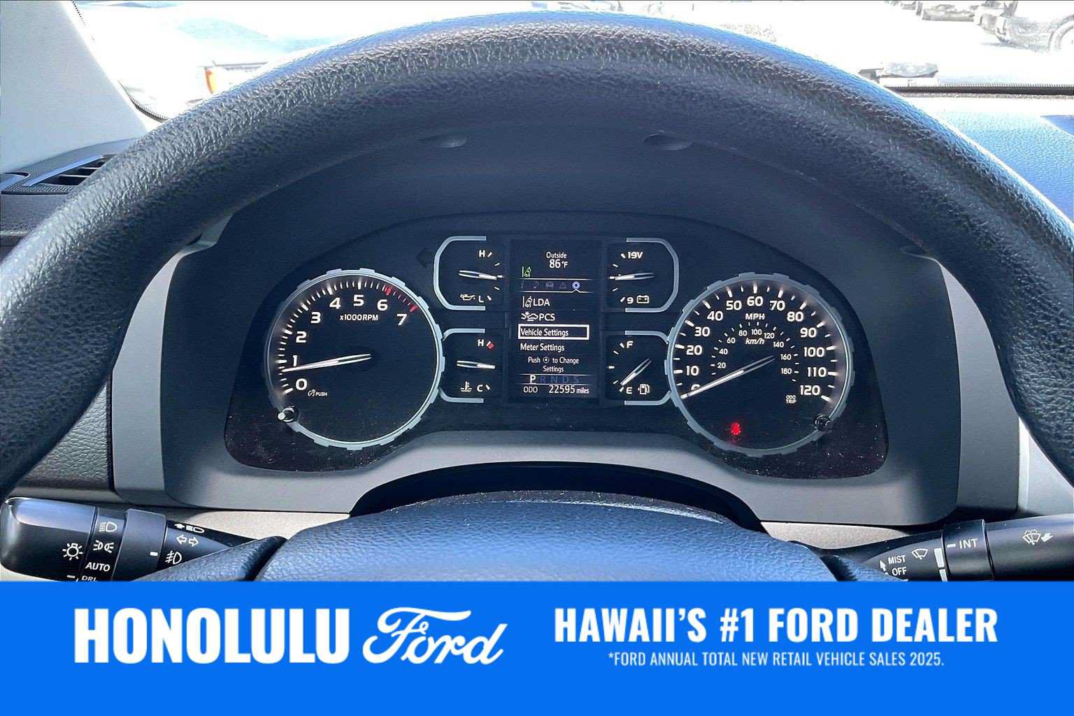 Used 2020 Toyota Tundra SR5 w/ SR5 Upgrade Package RWD image 17