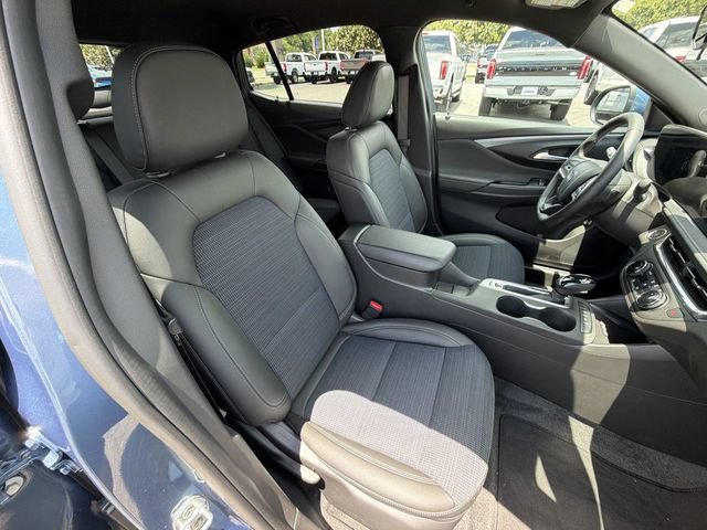 Used 2025 Buick Envista Preferred w/ Convenience I Package FWD image 26