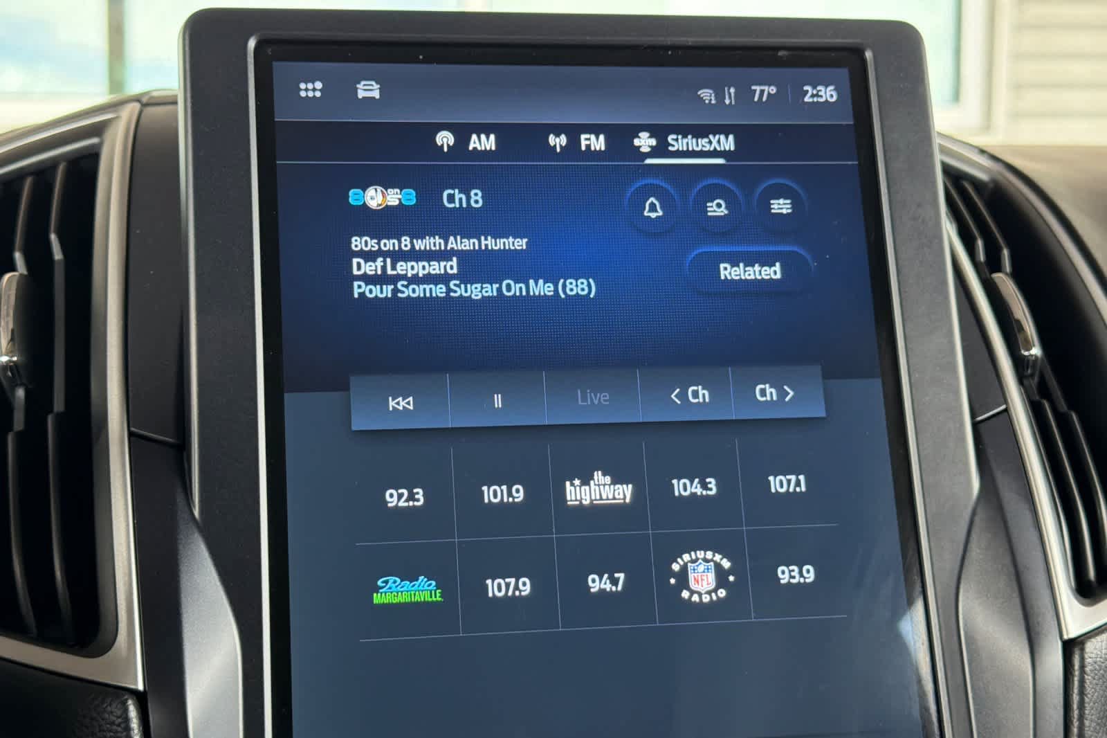 Certified 2021 Ford Edge SEL AWD/4WD image 18