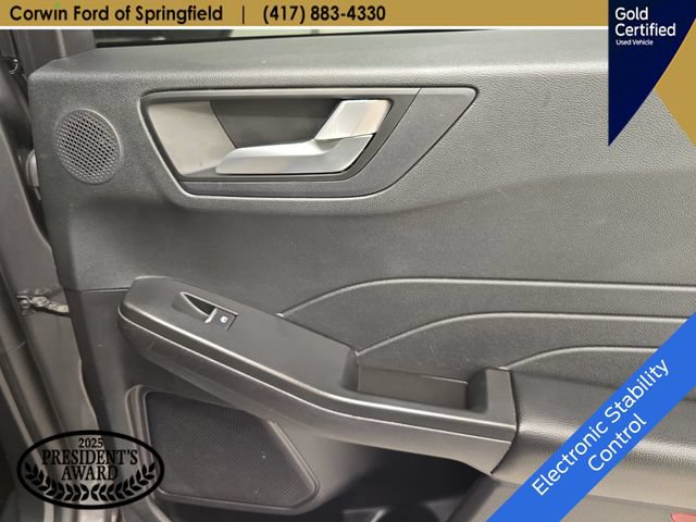 Certified 2022 Ford Escape SEL w/ Technology Package FWD image 15