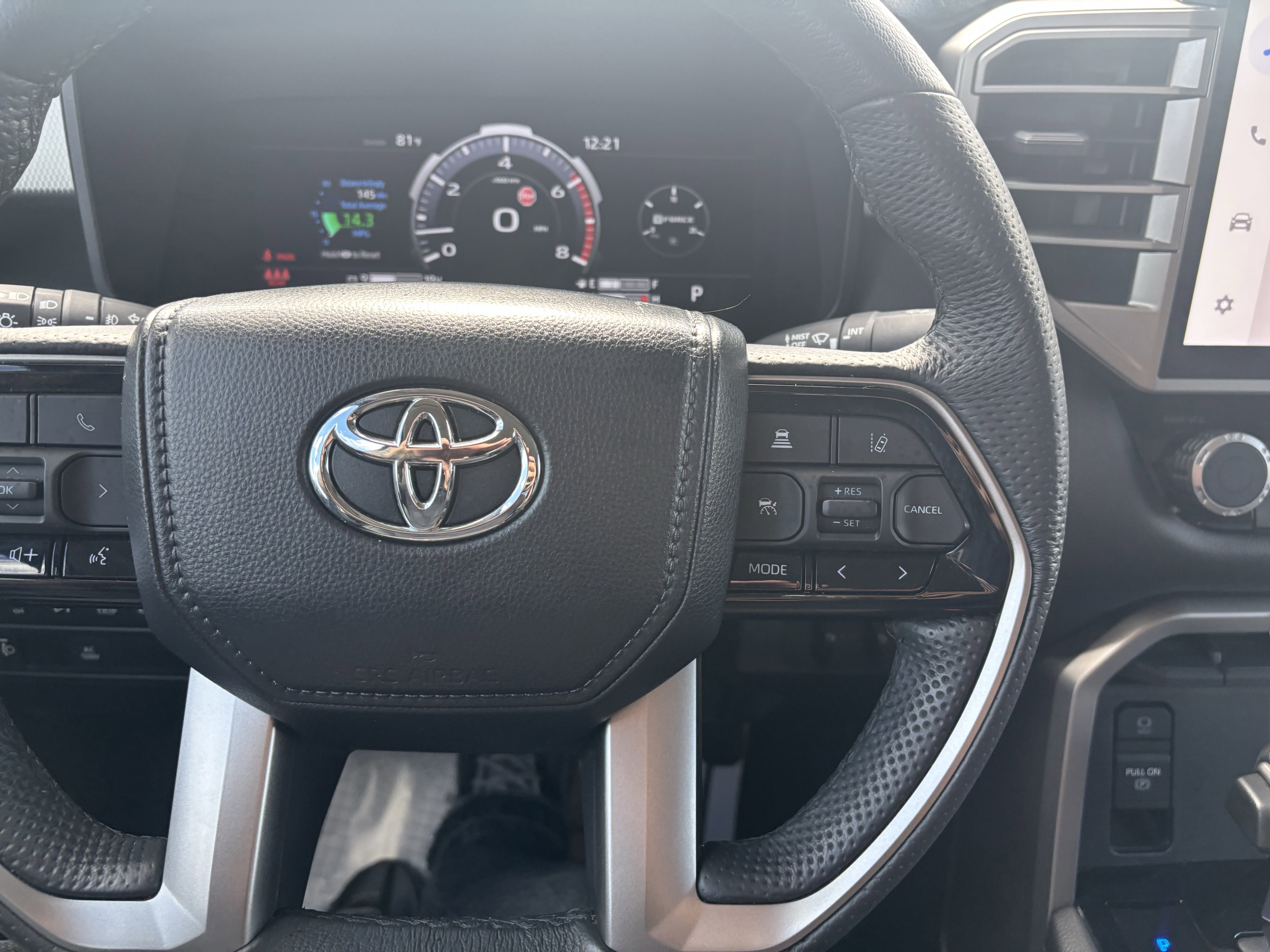 Used 2024 Toyota Tundra Limited image 27