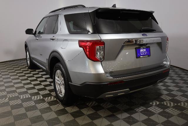 Certified 2024 Ford Explorer XLT w/ Equipment Group 202A AWD/4WD image 7