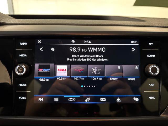 Used 2024 Volkswagen Taos SE FWD image 25