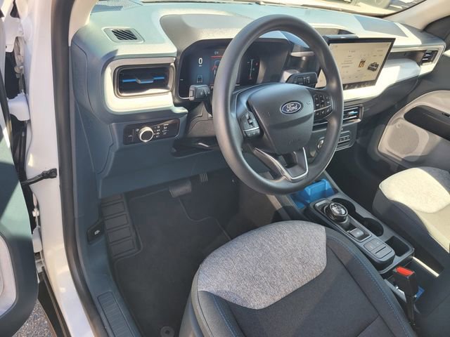 Certified 2025 Ford Maverick XLT w/ Equipment Group 302A image 9