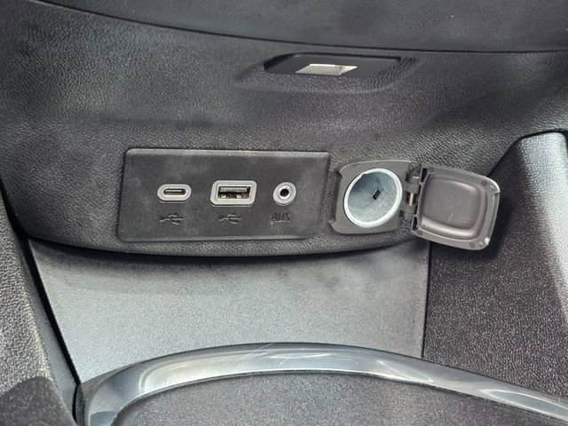 Used 2023 Chevrolet Malibu LT FWD image 21