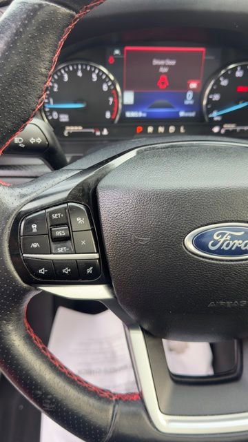 Certified 2023 Ford Explorer ST-Line w/ Class IV Trailer Tow Package AWD/4WD image 9