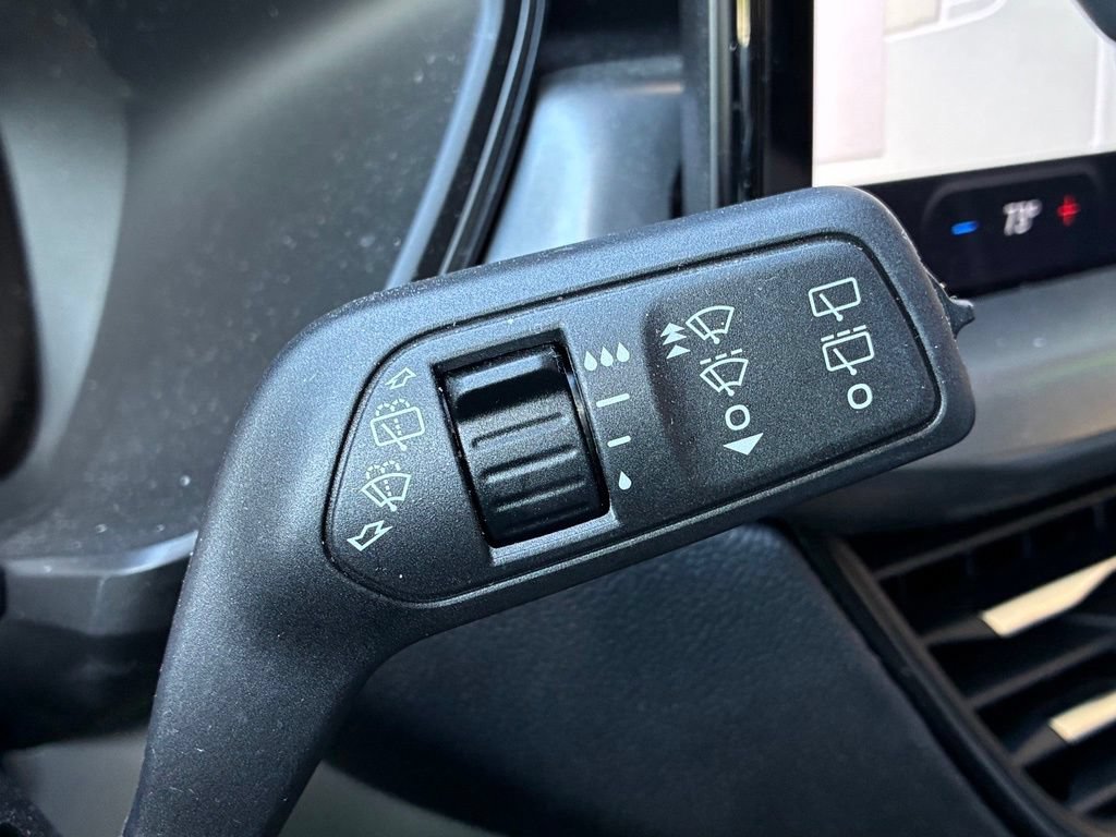 Certified 2024 Ford Escape SE FWD image 35