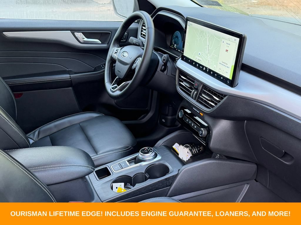 Certified 2025 Ford Escape Platinum AWD/4WD image 20