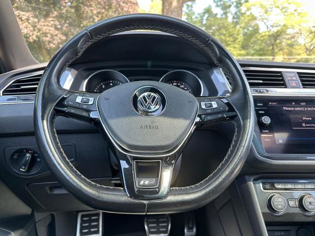 Used 2021 Volkswagen Tiguan SE R-Line AWD/4WD image 12