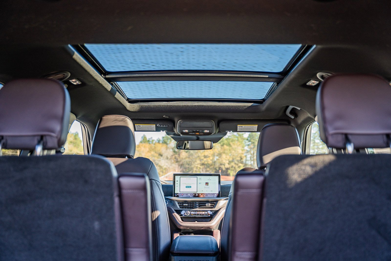 Certified 2025 Ford Explorer Platinum w/ Ultimate Package image 26