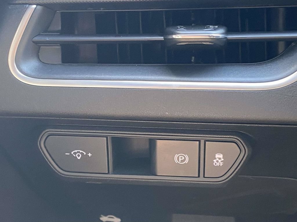 Used 2025 Kia K4 FWD image 28