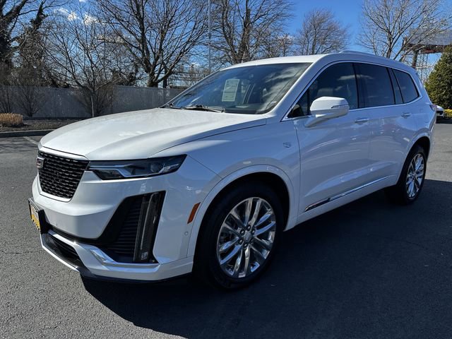 Used 2023 Cadillac XT6 Premium Luxury w/ Technology Package image 9