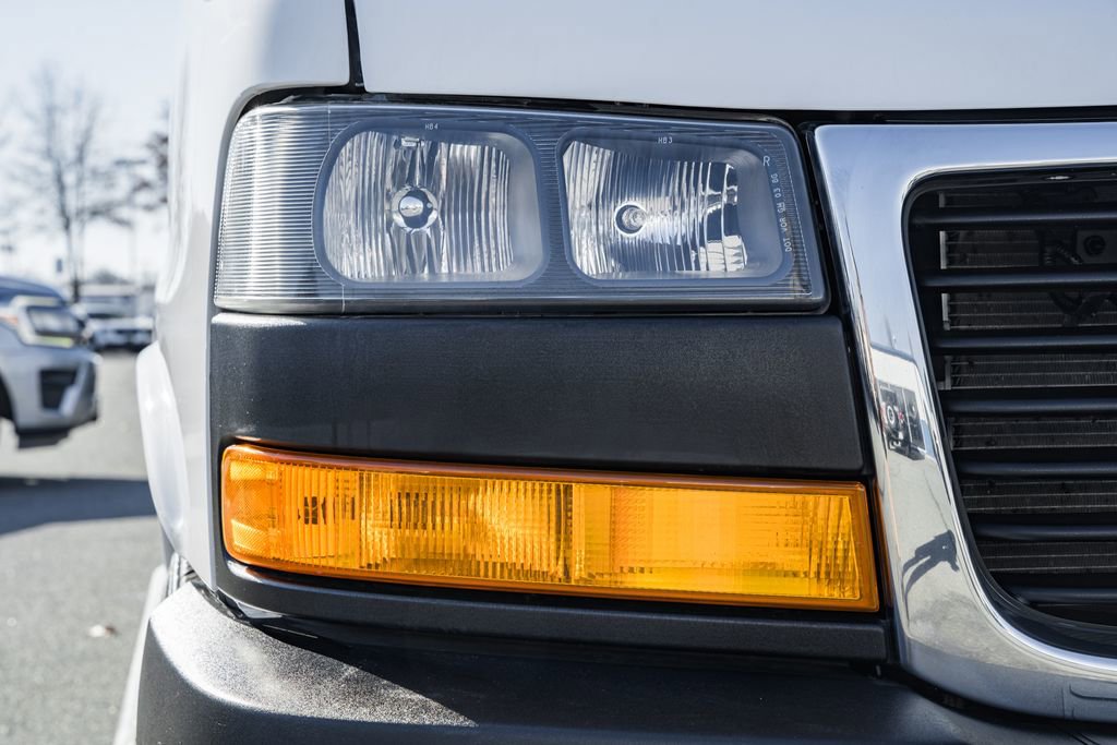 Used 2023 GMC Savana 2500 image 13