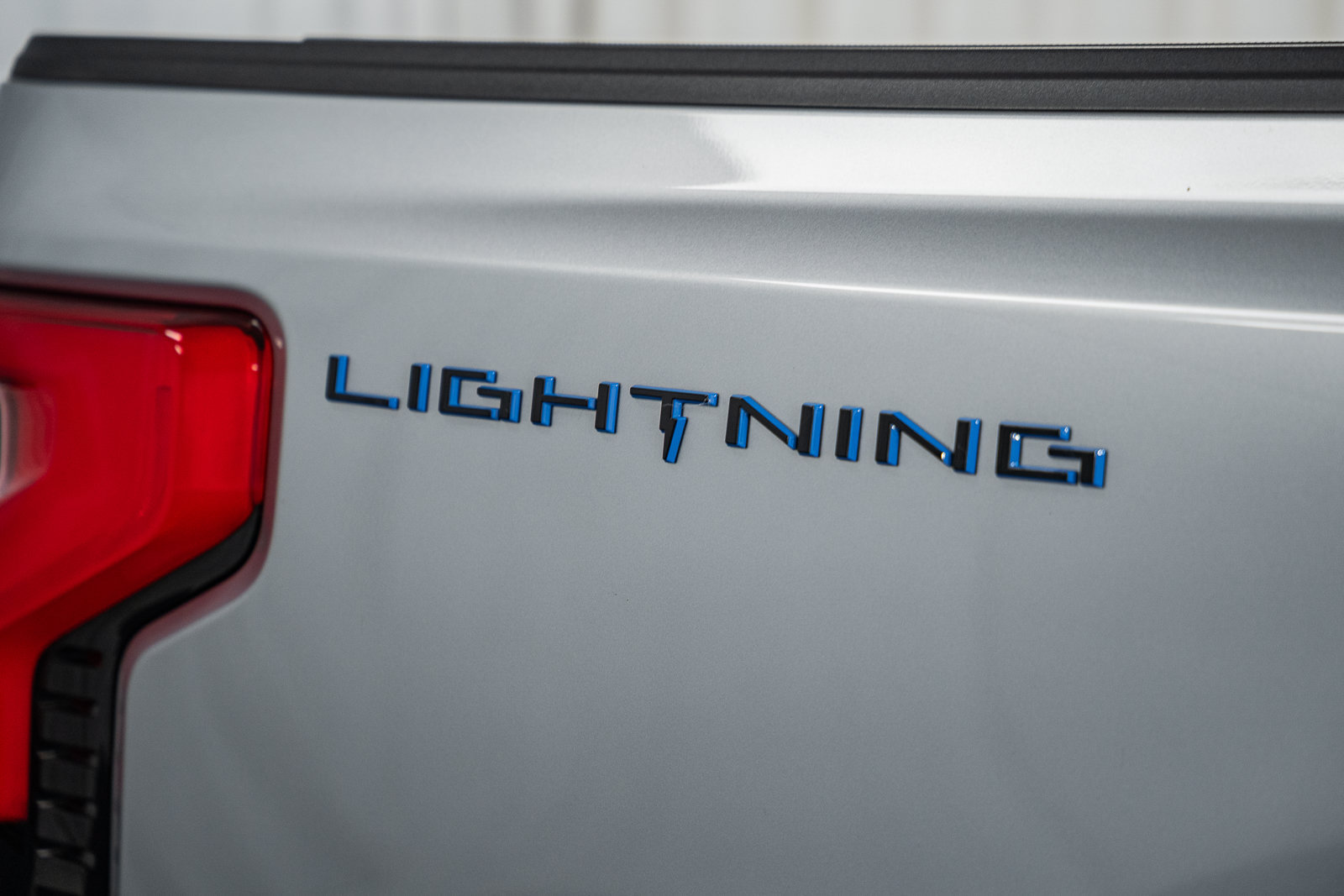 Certified 2024 Ford F150 Lightning XLT AWD/4WD image 16