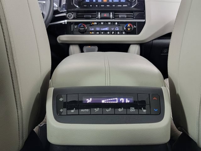 Used 2023 Nissan Pathfinder SL w/ SL Premium Package AWD/4WD image 19