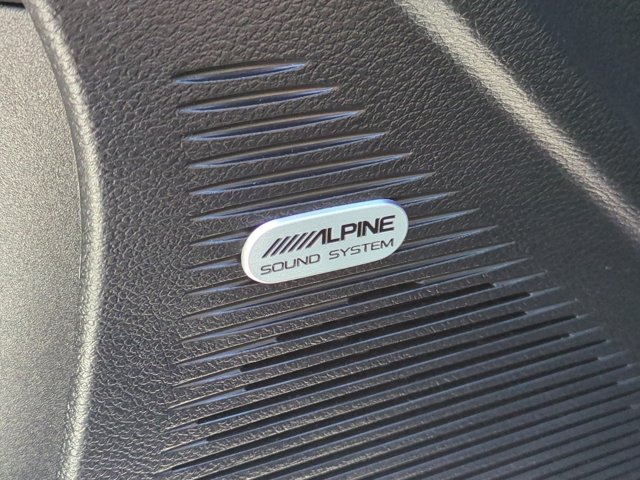 Used 2022 Dodge Challenger R/T Scat Pack w/ Dynamics Package RWD image 15