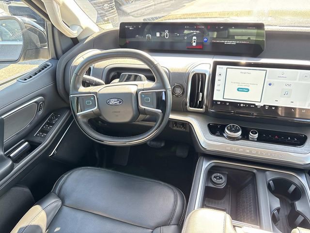 Certified 2025 Ford Expedition Platinum AWD/4WD image 14