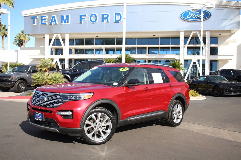 Certified 2021 Ford Explorer Platinum w/ Equipment Group 601A image 2